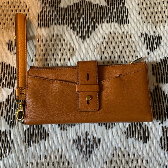 Fossil Caramel Leather Accessory - Picture 1 of 9